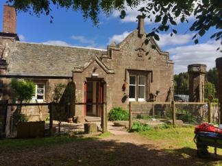 Photo by Rachel Larimore Auchlone Nature Kindergarten includes a beautiful Scottish house, but the strength of the program is the philosophy.
